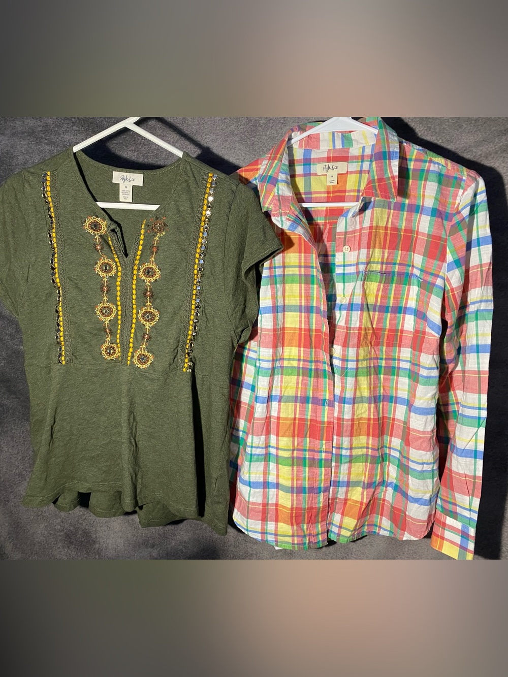 Lot of 2 Style & Co Women Medium Tops Plaid Button Up Embroidered Green Shirt